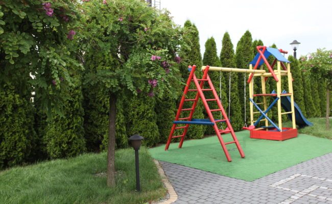 Ogród Z Placem Zabaw Dla Dzieci